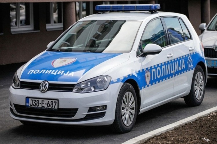 U sudaru kombija, forda i alfe troje povrijeđenih