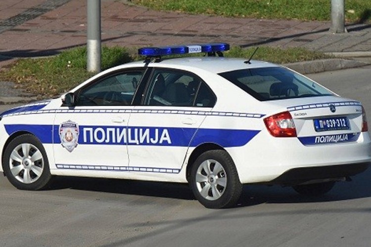 Obračun migranata u centru Beograda, tinejdžer izboden nožem