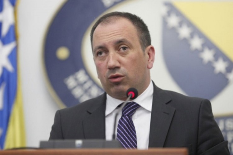Crnadak pozdravlja akcije hapšenja ljudi povezanih sa terorizmom