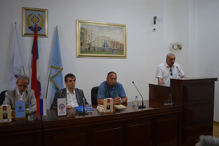 Promovisana knjiga "Ogledi" Slobodana Jovanovića