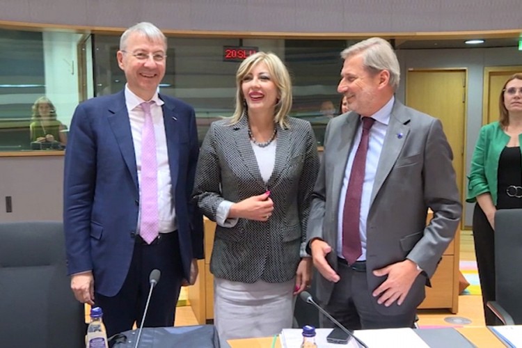 EU i Srbija potpisali IPA 2018. u iznosu od 179,1 milion evra