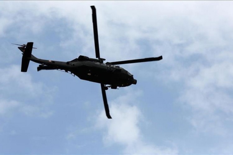 Nestao vojni helikopter sa 12 ljudi