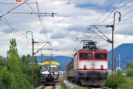 Muškarac preminuo nakon udara voza
