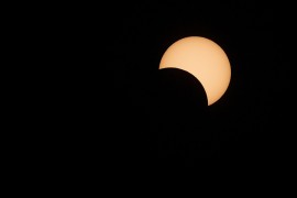 Hiljade ljudi posmatrale pomračenje Sunca