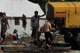 Migranti se pomirili sa životom na Vučjaku