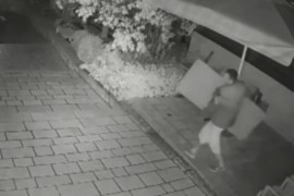 Ukrao sto iz harema džamije u Sarajevu