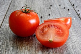 Paradajz dijeta "topi" kilograme