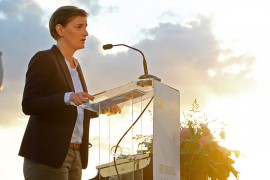 Brnabić: Srpski narod ne mogu da terete za genocid