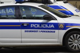 Lopovi došli s kamionom i odnijeli namještaj iz salona