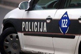 Povrijeđen muškarac prilikom prevrtanja pežoa
