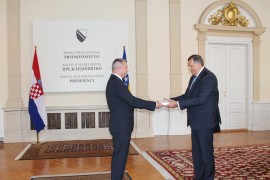 Dodik: Riješiti pitanja granica i imovinsko-pravnih odnosa sa Hrvatskom