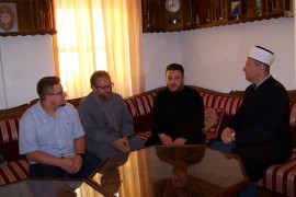 Osude huliganskog ponašanja mladića ispred Medžlisa Islamske ...