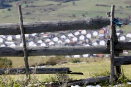 Srpski povratnici u FBiH žive bez struje, vode, puteva i zaposlenja
