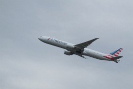 Avion preusmjeren zbog neprijatnog mirisa