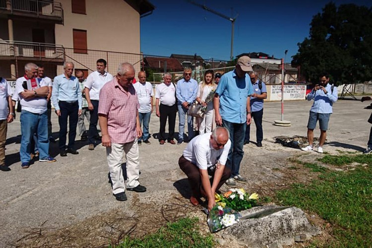 Obnoviti zgradu u kojoj je ispisana istorija