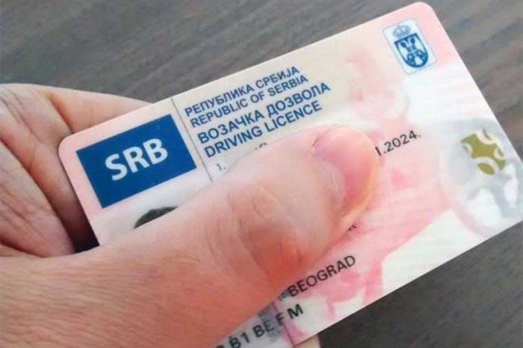 U Srbiji se od danas vozačke dozvole dostavljaju na kućnu adresu