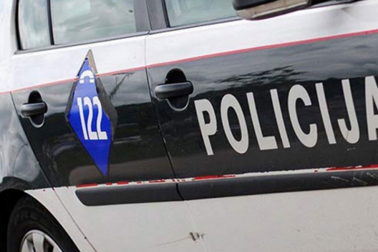 Povrijeđeni vozači motocikla i audija