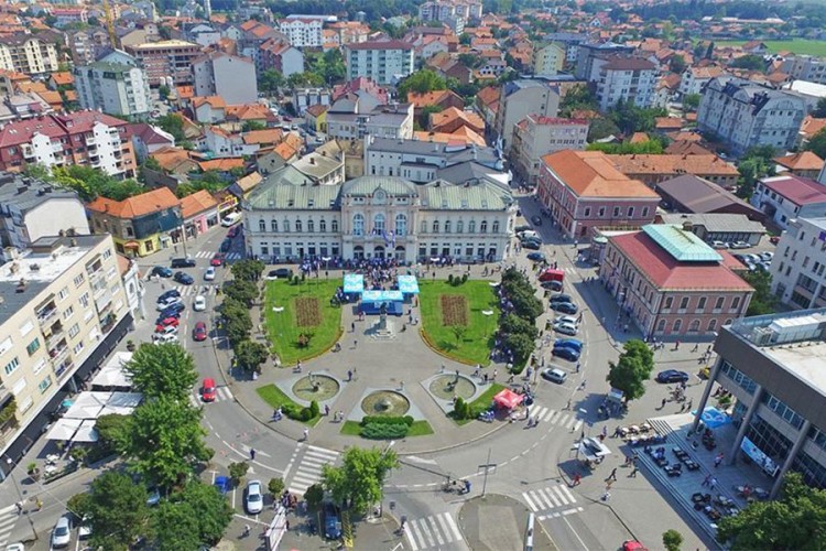 Srbija donira milion KM za izgradnju dvije školske dvorane u Bijeljini
