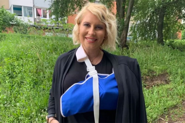 Dea Đurđević skinula dio gipsa sa povrijeđene ruke