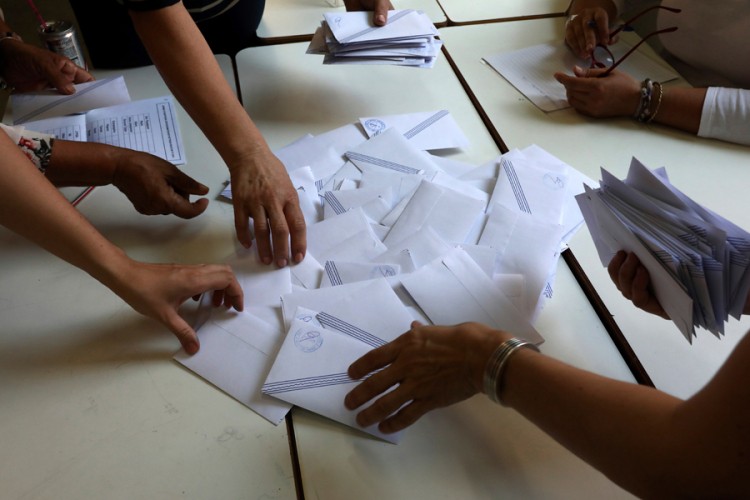 Opoziciona "Nova demokratija" vodi na izborima u Grčkoj