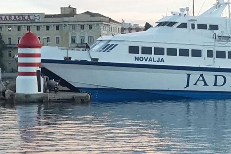 Nasukano najmanje 20 brodova, spašeno 50 osoba