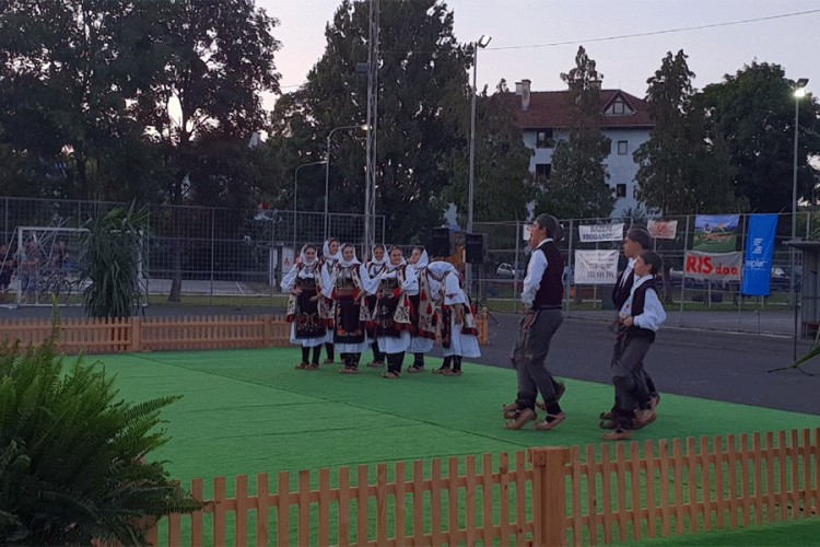 Smotra folklora okupila 200 učesnika