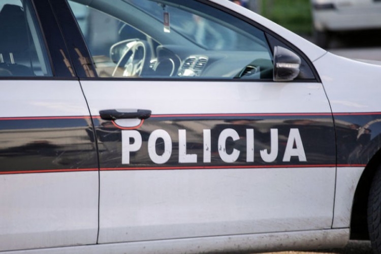 Tri osobe povrijeđene na Trebeviću pri prevrtanju četverocikla