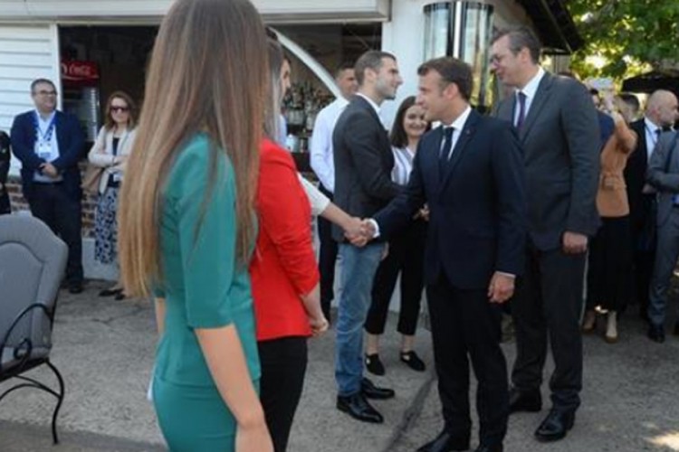 Makron razgovorom sa studentima nastavio posjetu Beogradu