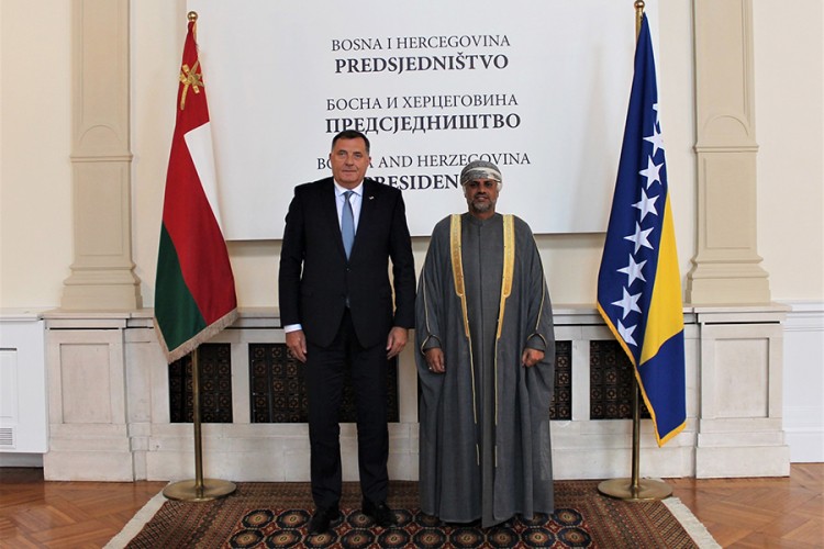 Dodik primio akreditive ambasadora Omana