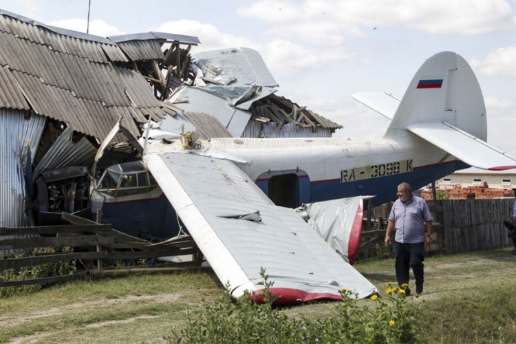 Avion pao na kuću