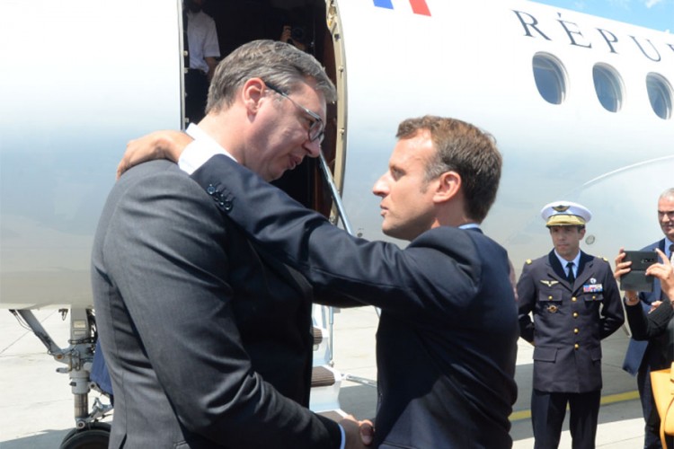 Igra li Pariz na podjelu Kosova?