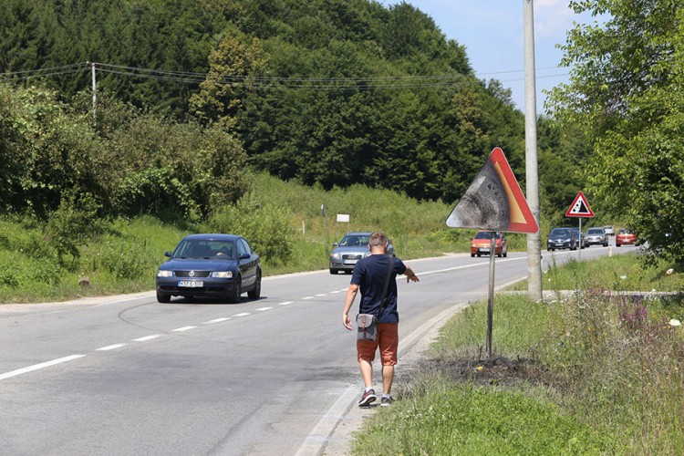 Penzioner izgorio u autu vraćajući se iz vikendice
