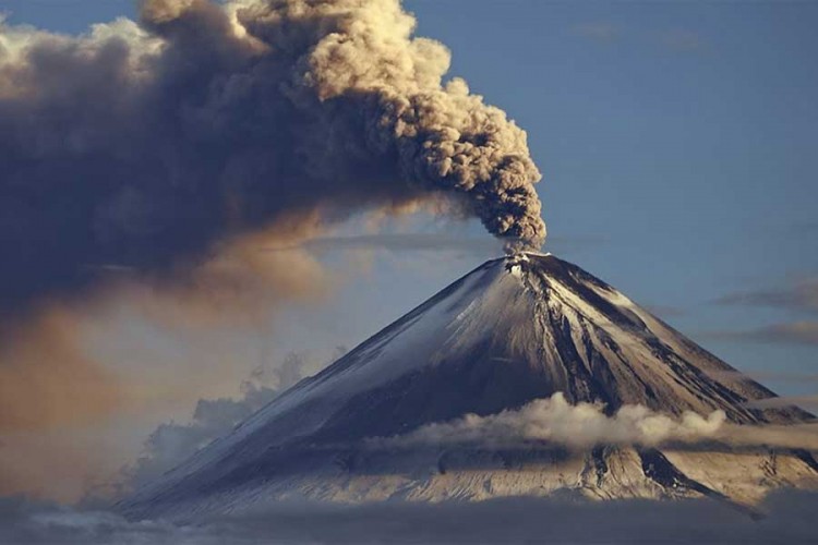 Rasprava arheologa i vulkanologa u Pompeji