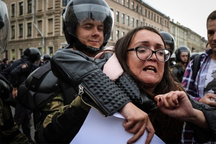 Istaknuta LGBT aktivistkinja ubijena u Rusiji