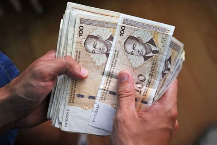 Najveća prosječna junska plata 1.404 KM u oblasti finansija