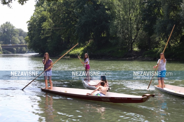 Dajak sve više krote i djevojke