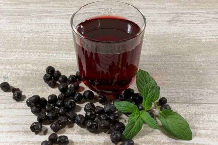 Čaj od aronije idealan nakon lovačkog kotlića