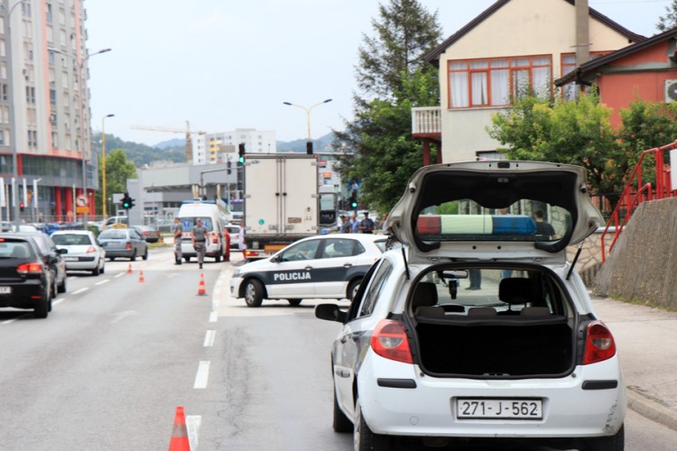 Kamion usmrtio pješakinju u Tuzli