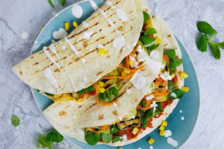 Tortilje s povrćem i kiselim mlijekom
