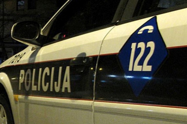 U dva udesa 14 povrijeđenih