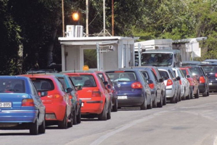 Pojačan intenzitet sobraćaja na izlazu iz BiH