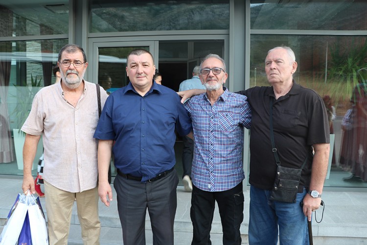 Ljekari Bošković i Radovanović: "Plakali smo i povlačili se sa Konjičanima"
