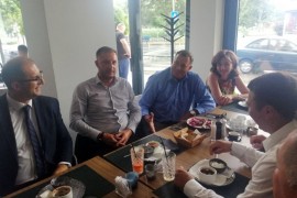 Dodik na radnom sastanku sa rukovodstvom stranke