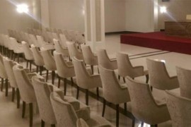 Godišnji odmori ispraznili i skupštinsku salu