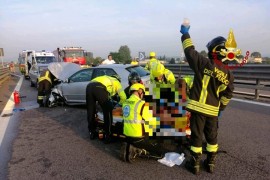Težak udes u Italiji: Bh. državljanina iz razbijenog auta izvlačili ...