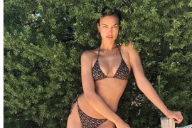 Irina Šajk uživa na odmoru sa kćerkom