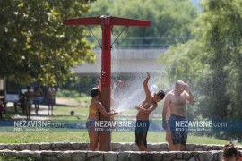 Sunčano i vruće