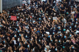 Sukob policije i demonstranata na aerodromu u Hong Kongu