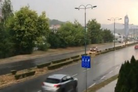 Nakon vrućine pljusak zahvatio Sarajevo