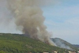 Požar kod Neuma, vatra se širi prema kućama